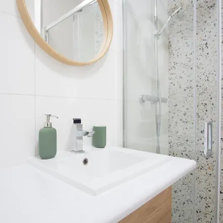 Roomsy Kliniczna Апартаменты Гданьск